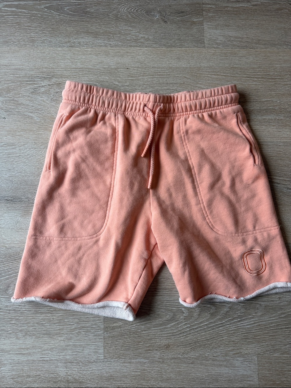 Men's Athletic Drawstring Shorts in Soft Peach size Small